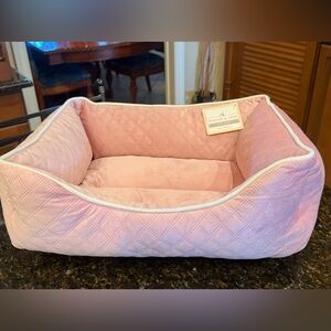 NWT Barker & Jane Pink Quilted Pet Bed